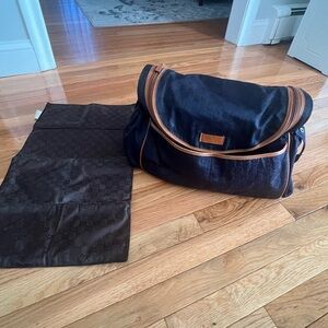 Gucci diaper bag - navy blue.